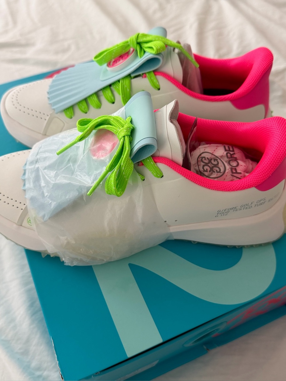 G/Fore G.112 Kiltie Womens Golf Shoes Size 6.5 Womens White Pink
Blue BRAND NEW - Picture 3 of 12
